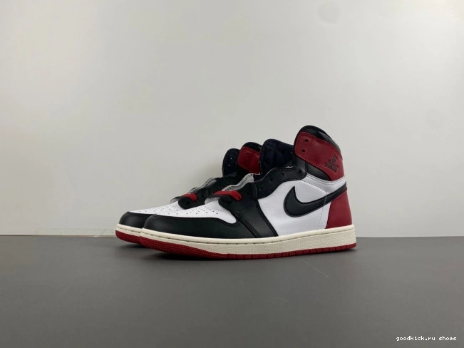 1 High Black OG Jordan Air Reimagined Toe DZ5485-106 0724